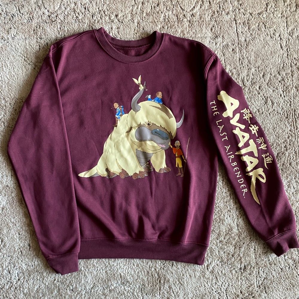 Avatar crew neck pullover